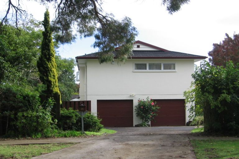 Photo of property in 24 Roadley Avenue, Sunnyhills, Auckland, 2010