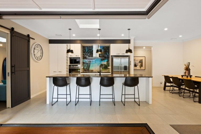 Photo of property in 23 Waldorf Crescent, Orewa, 0931