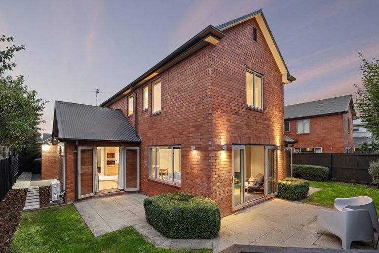 Photo of property in 107 Innes Road, St Albans, Christchurch, 8052