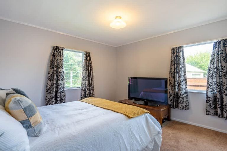 Photo of property in 66b Aorangi Road, Paraparaumu, 5032