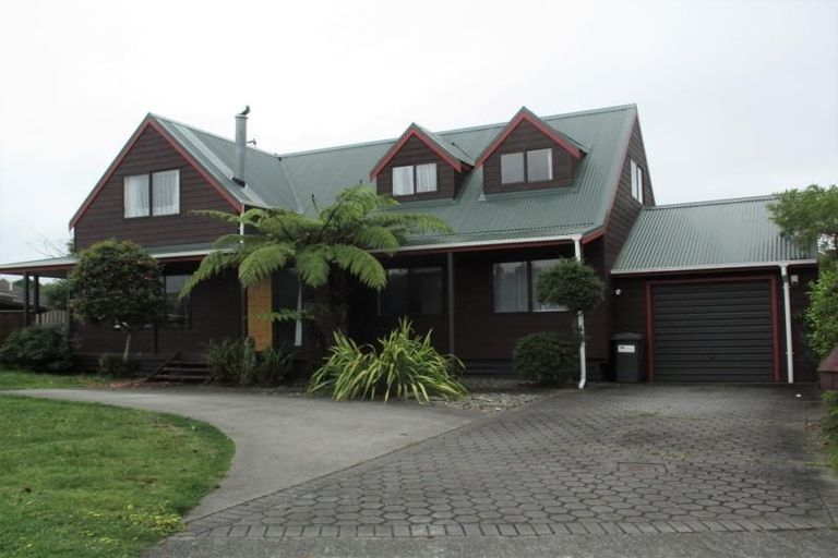 Photo of property in 5 Saint James Court, Paraparaumu, 5032