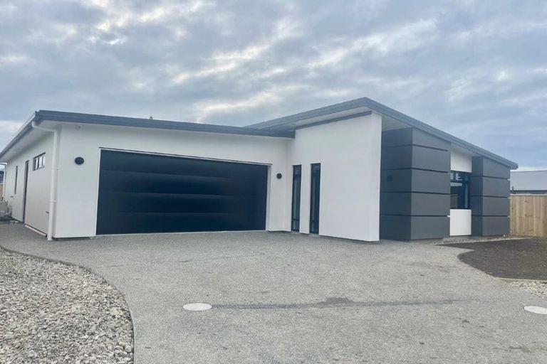 Photo of property in 16 Lotus Street, Appleby, Richmond, 7020