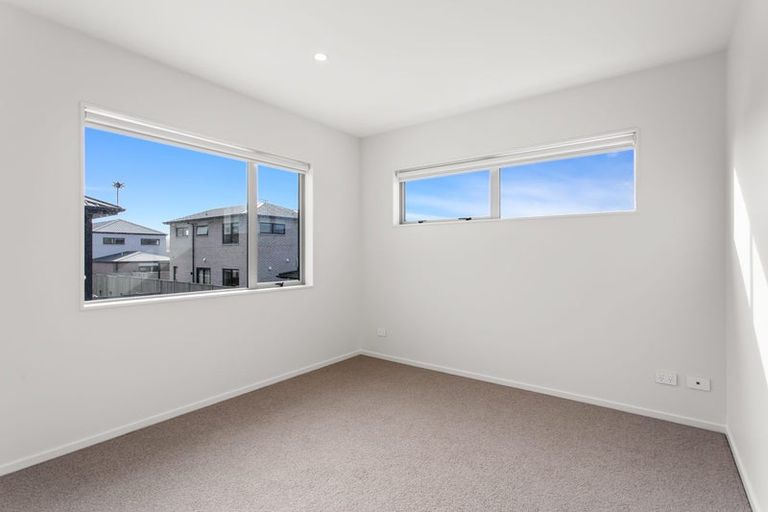 Photo of property in 32 Te Mura Crescent, Takanini, 2112