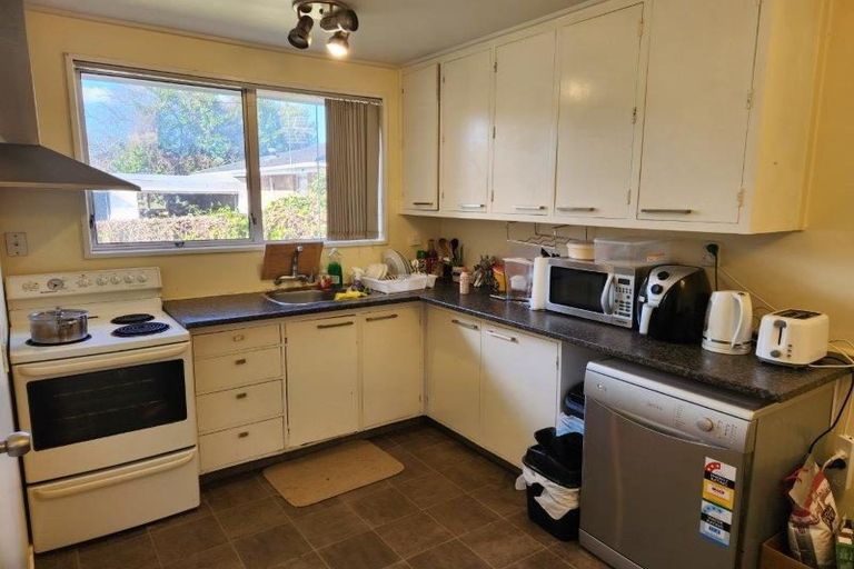 Photo of property in 3/98 Peverel Street, Riccarton, Christchurch, 8041