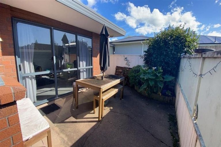 Photo of property in 725e Cameron Road, Tauranga South, Tauranga, 3112