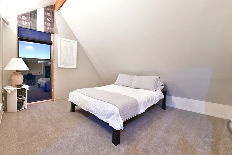 Photo of property in 155 Taupaki Road, Taupaki, Henderson, 0782