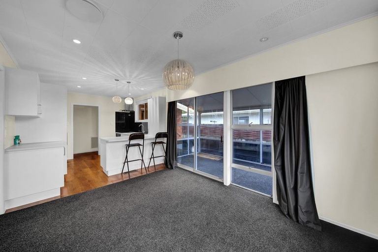 Photo of property in 4 Climie Crescent, Hawera, 4610