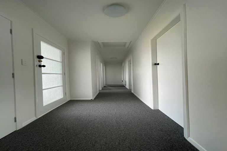 Photo of property in 30 Ashford Avenue, Hokowhitu, Palmerston North, 4410