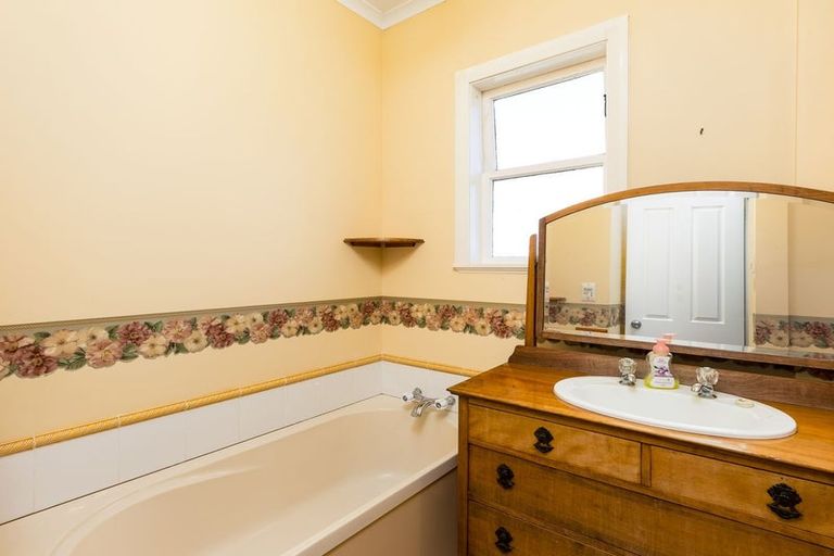 Photo of property in 3 Opie Street, Waimate, 7924