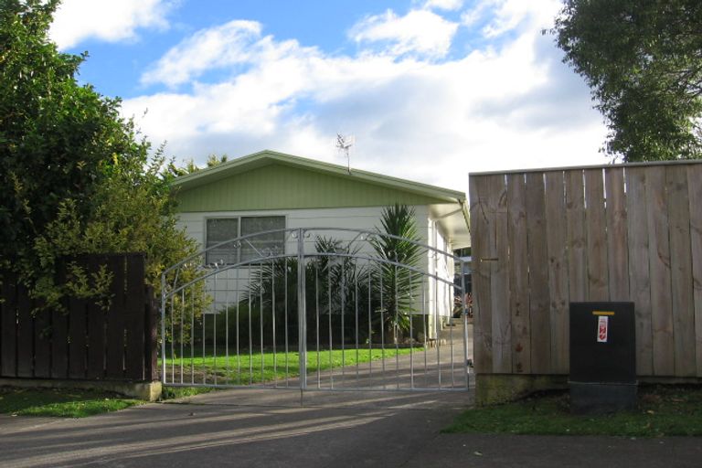 Photo of property in 166 Lethbridge Street, Feilding, 4702