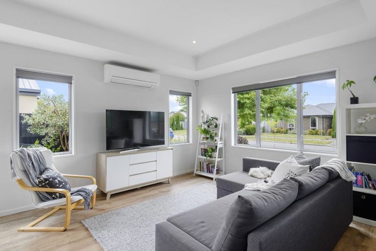 Photo of property in 5 Ashboult Street, Halswell, Christchurch, 8025