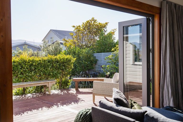 Photo of property in 180 Victoria Road, Saint Clair, Dunedin, 9012