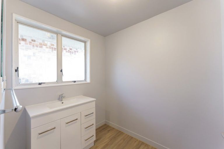 Photo of property in 1/407 Estuary Road, South New Brighton, Christchurch, 8062