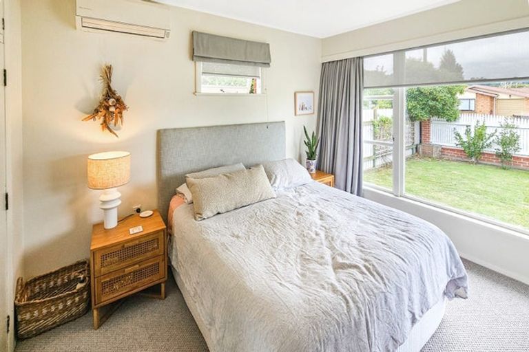 Photo of property in 4 Harpham Street, Taradale, Napier, 4112