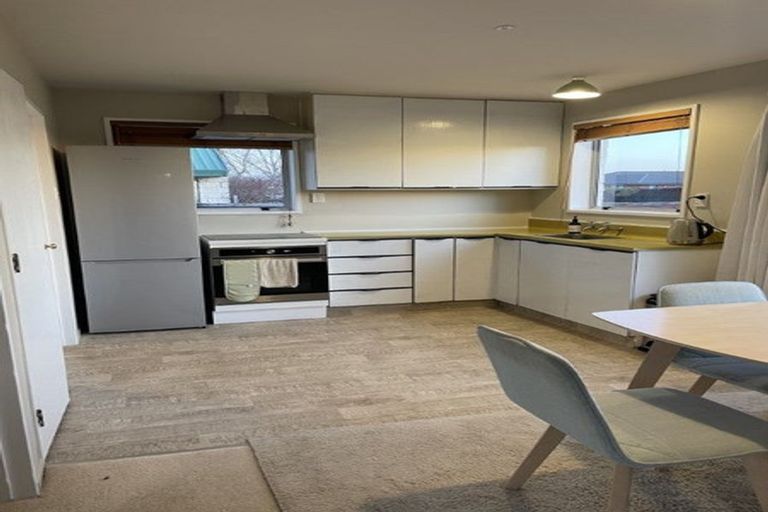 Photo of property in 52 Royal Park Drive, Parklands, Christchurch, 8083