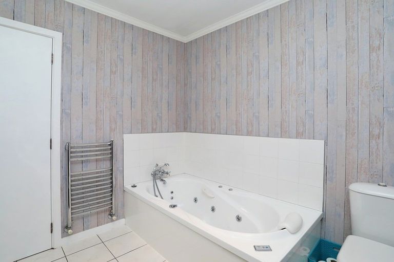 Photo of property in 111 Bainfield Road, Waikiwi, Invercargill, 9810