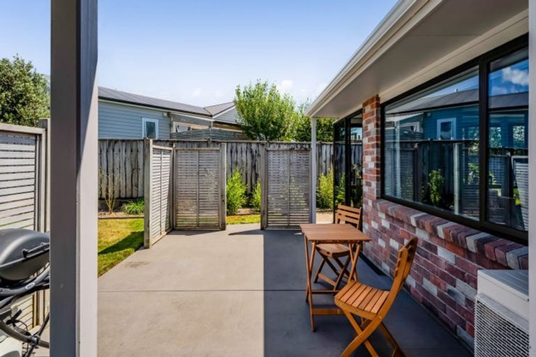 Photo of property in 30 Nikau Street, Inglewood, 4330