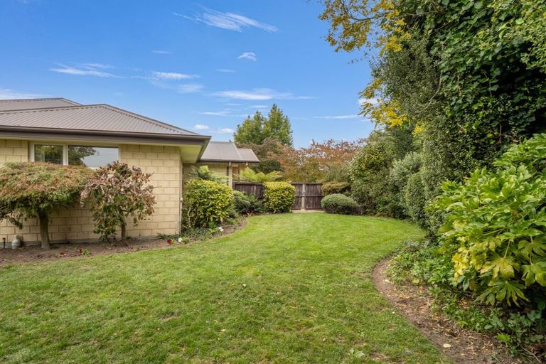 Photo of property in 21 Kilbride Gardens, Halswell, Christchurch, 8025