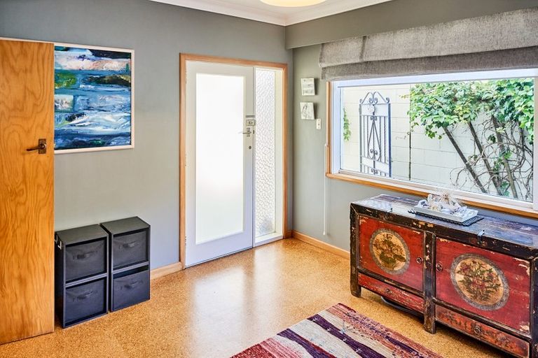 Photo of property in 7 Ngaio Street, Eastbourne, Lower Hutt, 5013