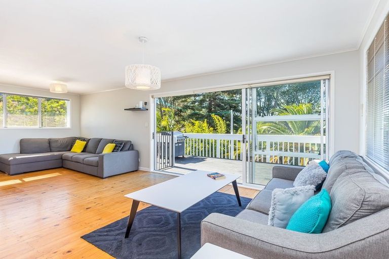 Photo of property in 79 Glamorgan Drive, Torbay, Auckland, 0630