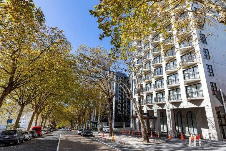 Photo of property in 2 George Deane Place, Greenhithe, Auckland, 0632