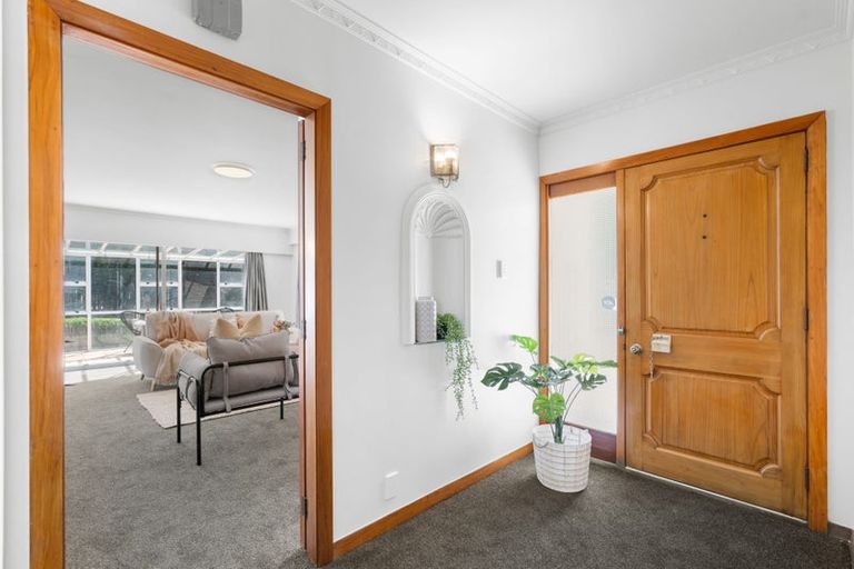 Photo of property in 2 Moorpark Place, Ilam, Christchurch, 8041