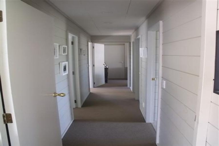 Photo of property in 43 Guthrie Road, Havelock North, 4130