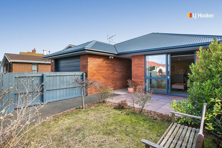 Photo of property in 86 Queens Drive, Saint Kilda, Dunedin, 9012