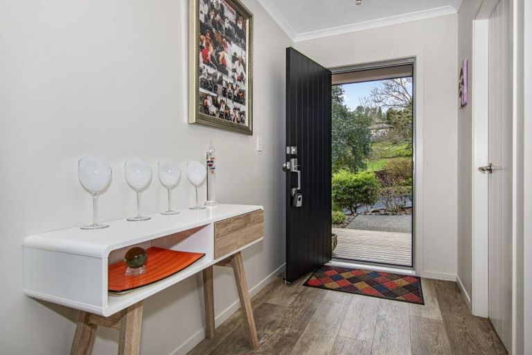 Photo of property in 13 Vintage Lane, Kauri, 0185