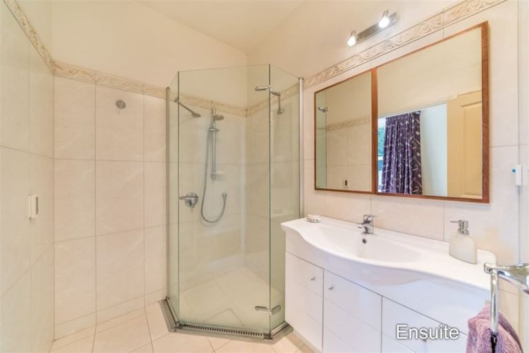 Photo of property in 51 Barton Avenue, Heretaunga, Upper Hutt, 5018