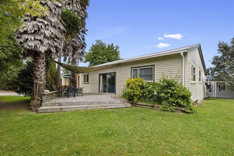 Photo of property in 13 No 1 Road, Te Puke, 3119