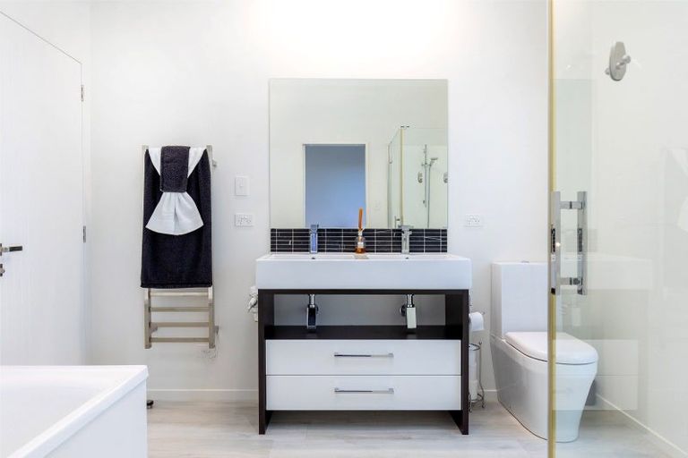 Photo of property in 14 Windsor Close, Springlands, Blenheim, 7201