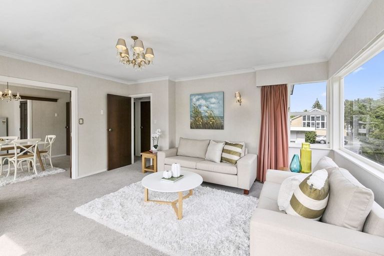 Photo of property in 49c Laings Road, Hutt Central, Lower Hutt, 5010