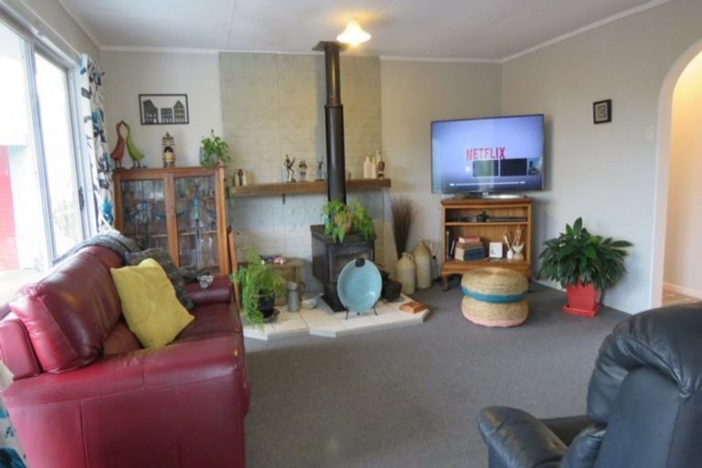 Photo of property in 53 Thomas Place, Foxton Beach, Foxton, 4815