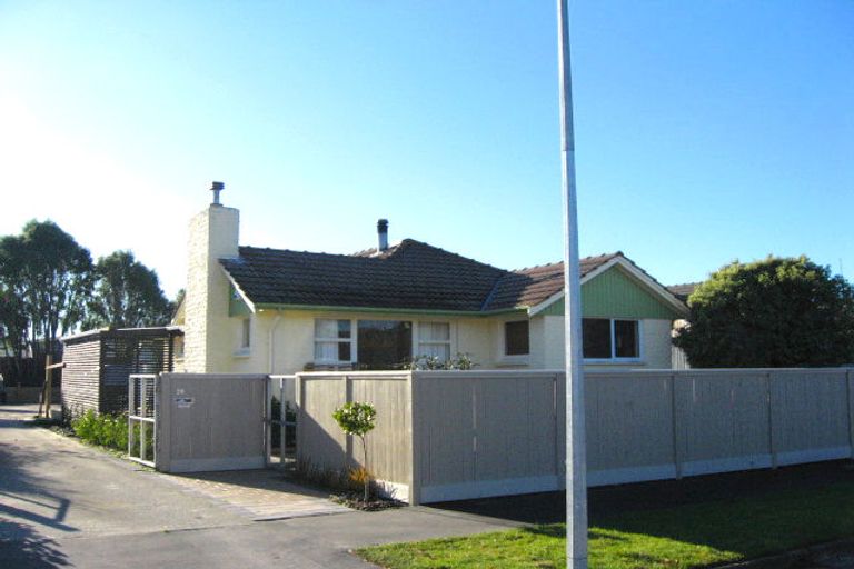 Photo of property in 26 Hurunui Street, Cracroft, Christchurch, 8025