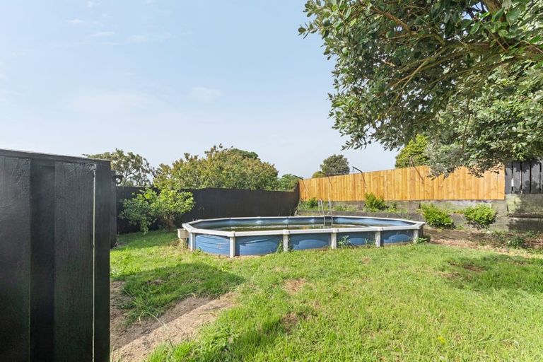 Photo of property in 16 Mayne Street, Waitara, 4320