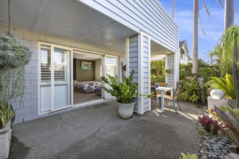 Photo of property in 128 Muricata Avenue, Mount Maunganui, 3116