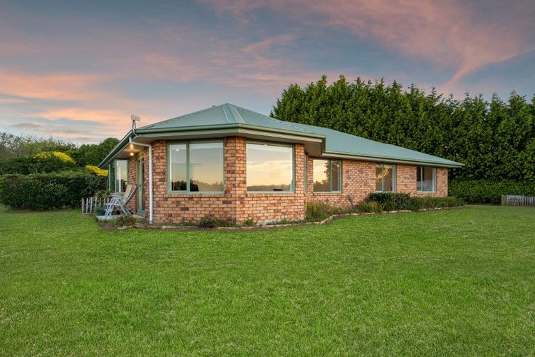 Photo of property in 86 Totara View Road, Wakefield, 7095