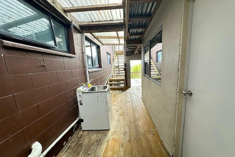 Photo of property in 30 Royal Road, Massey, Auckland, 0614