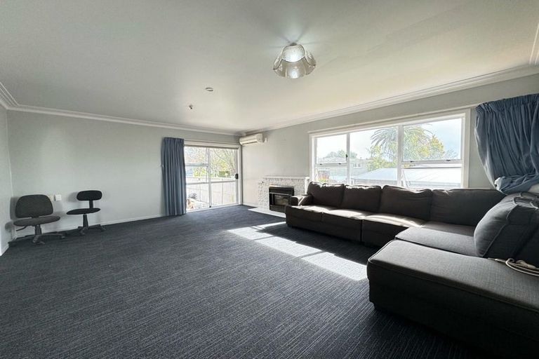 Photo of property in 21 Laurelwood Avenue, Pukekohe, 2120
