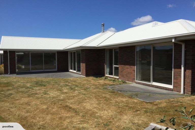 Photo of property in 22 Loxley Place, Lincoln, 7608