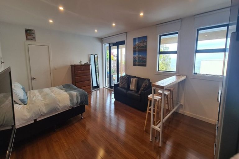 Photo of property in 182 Dyers Pass Road, Cashmere, Christchurch, 8022