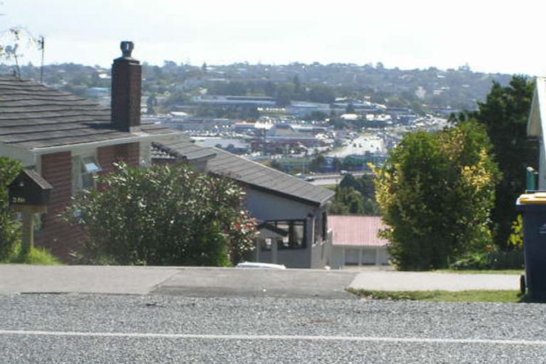 Photo of property in 1/36 Forrest Hill Road, Forrest Hill, Auckland, 0620