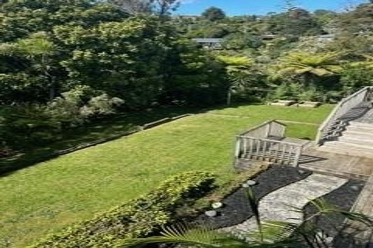 Photo of property in 52 Peter Terrace, Castor Bay, Auckland, 0620