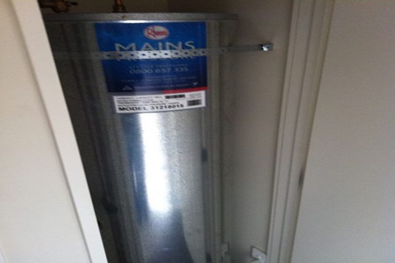 Photo of property in 19a James Laurie Street, Henderson, Auckland, 0612