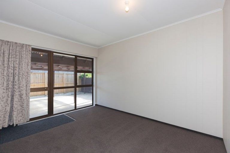 Photo of property in 2/21 Warrimoo Street, Paraparaumu, 5032