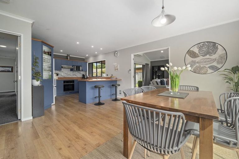 Photo of property in 9 Caulfield Place, Pukehangi, Rotorua, 3015