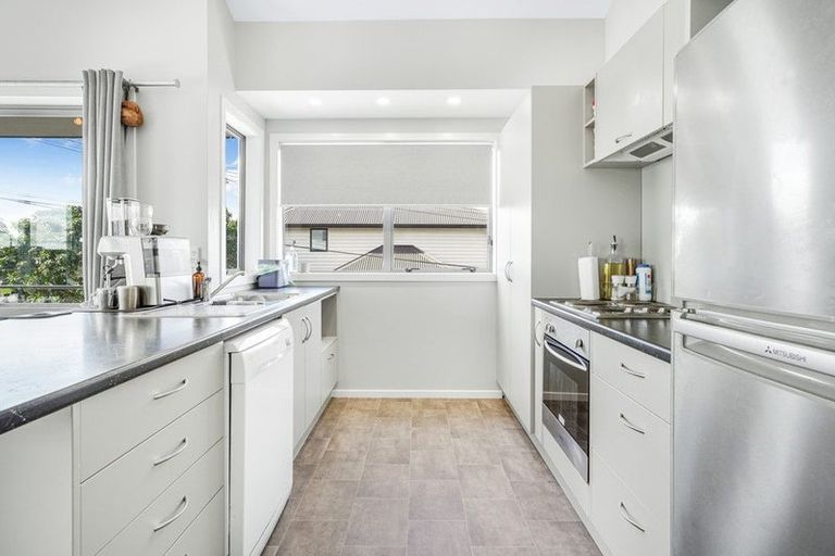 Photo of property in 198d Old Farm Road, Hamilton East, Hamilton, 3216