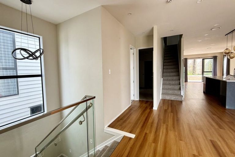 Photo of property in 34 Grand Ridge Avenue, Flat Bush, Auckland, 2019
