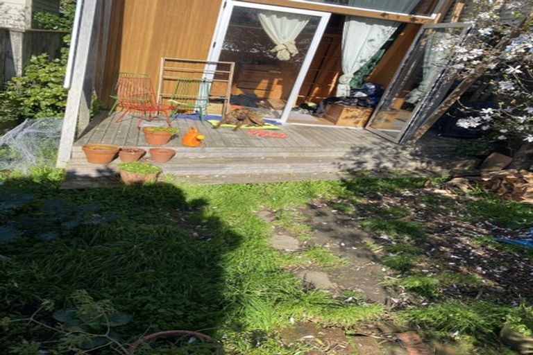 Photo of property in 61 Herald Street, Berhampore, Wellington, 6023